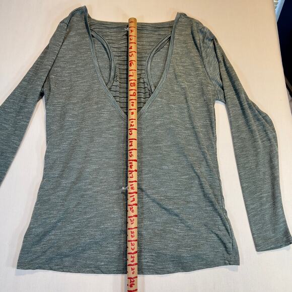 RBX Long Sleeve Racerback Workout Shirt Heathered Green Woman's Medium - Picture 6 of 11